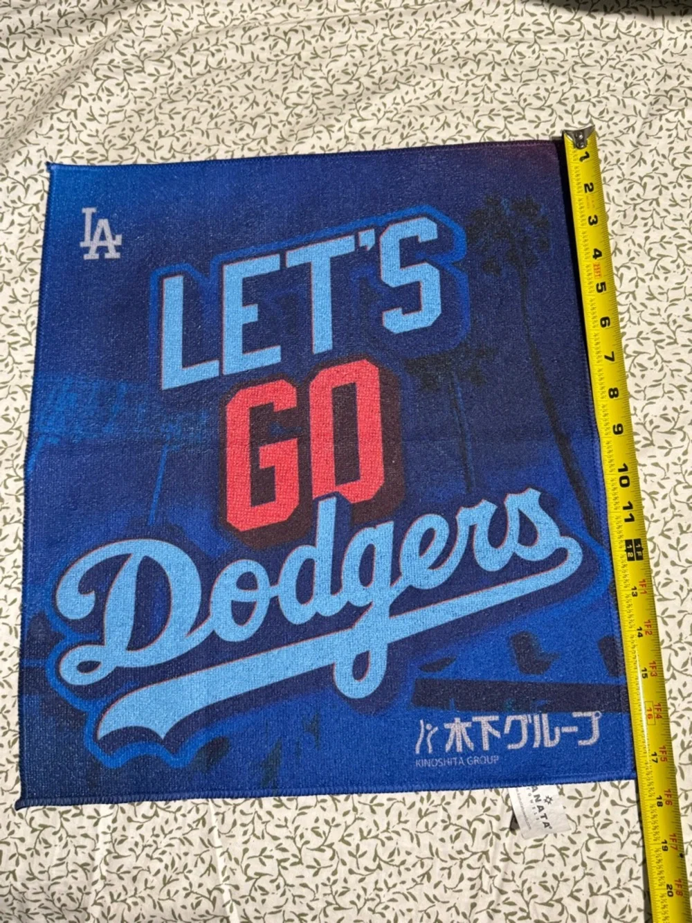 'Let's Go Dodgers', Championship Game 4 Rally Towel
